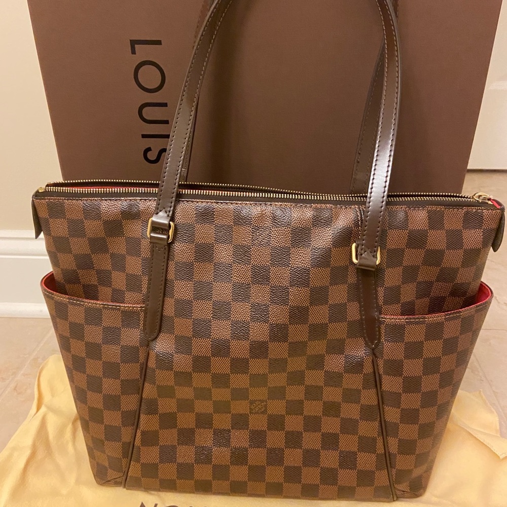 Louis Vuitton totally MM